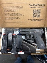 SMITH & WESSON M&P SHIELD X (MANUAL SAFETY) 9MM LUGER (9x19 PARA) - 1 of 3
