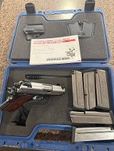 SPRINGFIELD ARMORY 1911 EMP .40 S&W - 1 of 3