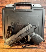 SIG SAUER P320 CARRY, Nitron with Siglite sights, Box and 1 magazine 9MM LUGER (9x19 PARA) - 1 of 3