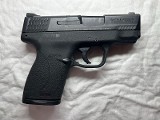 SMITH & WESSON M&P 45 shield M2.0 .45 ACP - 2 of 3