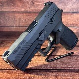 SIG SAUER SIG SAUER P320 CARRY, Nitron with Siglite sights, Box and 1 magazine 9MM LUGER (9x19 PARA) - 3 of 3