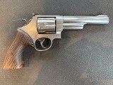 SMITH & WESSON MODEL 629-8 PERFORMANCE CENTER .44 MAGNUM - 2 of 3