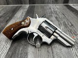 TAURUS 66 STAINLESS STEEL .357 MAG - 2 of 3