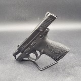 SMITH & WESSON M&P 9 SHIELD 9MM LUGER (9x19 PARA) - 1 of 3