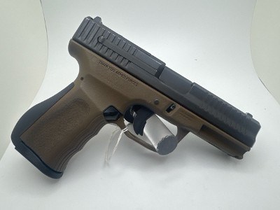 FMK FIREARMS FMK 9 9MM LUGER (9x19 PARA) - Image 1 of 3