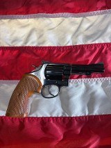 SMITH & WESSON 15-2 .38 SPL - Image 1 of 3