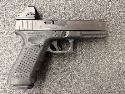 GLOCK G17 GEN 4 FACTORY REBUILD 9MM LUGER (9X19 PARA) - Image 2 of 3