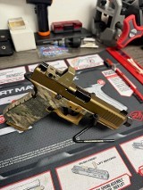 GLOCK G17 9MM LUGER (9x19 PARA) - Image 1 of 3