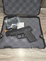 KELTEC P15 9MM LUGER (9x19 PARA) - 1 of 3