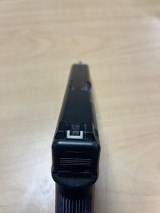 GLOCK G22 GEN 3.40 S&W - 3 of 3
