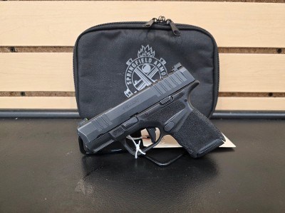 SPRINGFIELD ARMORY Hellcat 9MM LUGER (9x19 PARA) - Image 1 of 3