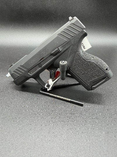 TAURUS GX4 9MM LUGER (9x19 PARA) - Image 1 of 3