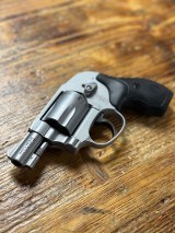 SMITH & WESSON 638 .38 SPL +P - 2 of 3
