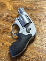SMITH & WESSON 638 .38 SPL +P - 3 of 3