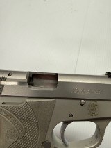 SMITH & WESSON 3913 LADY SMITH 9MM LUGER (9x19 PARA) - 2 of 3