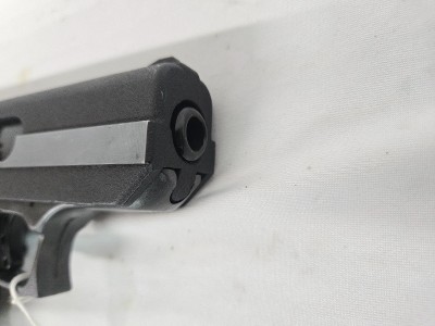 HI-POINT CF380 w/Magazine .380 ACP - Image 2 of 3