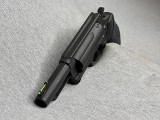 TAURUS JUDGE .45 colt / .410 - 2 of 3