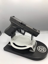 GLOCK G17C GEN 3 9MM LUGER (9x19 PARA) - 2 of 3