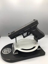 GLOCK G17C GEN 3 9MM LUGER (9x19 PARA) - 1 of 3