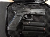 GLOCK G17 GEN 4 9MM LUGER (9x19 PARA) - 1 of 3