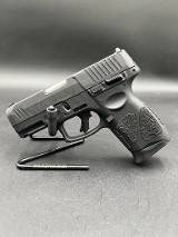 TAURUS G3C 9MM LUGER (9x19 PARA) - 1 of 3