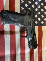SMITH & WESSON M&P M2.0 OPTIC READY 10MM - 2 of 2