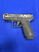 SMITH & WESSON PERFORMANCE CENTER SHIELD X CARRY COMP 9MM LUGER (9x19 PARA) - 2 of 3
