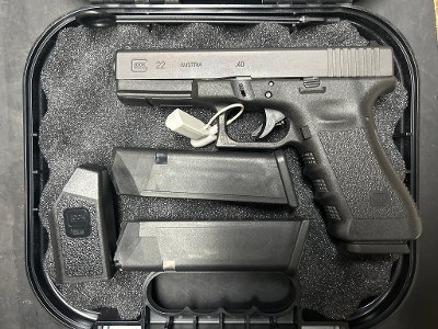 GLOCK G22 .40 S&W - Image 1 of 1