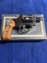 SMITH & WESSON MODEL 36 CLASSIC .38 SPL - 1 of 3