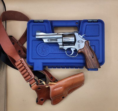 SMITH & WESSON 629-9 .44 MAGNUM - Image 1 of 3