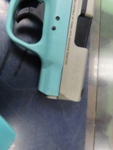 SMITH & WESSON M&P 9 SHIELD 9MM LUGER (9x19 PARA) - 2 of 3