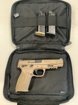 SMITH & WESSON M&P 40 M2.0 .40 S&W - 1 of 2