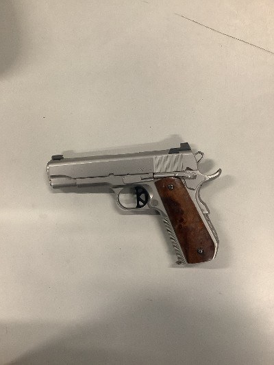DAN WESSON FIREARMS Valor .45 ACP - Image 2 of 2