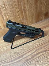 GLOCK 17 GEN 5 9MM LUGER (9x19 PARA) - 2 of 3