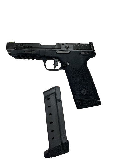 SMITH & WESSON M&P 22 Magnum .22 WMR - Image 1 of 3