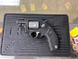 TAURUS 605 PROTECTOR POLY .38 SPL +P - 1 of 3