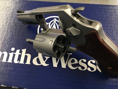SMITH & WESSON 60 LS LADYSMITH .357 MAG - Image 3 of 3
