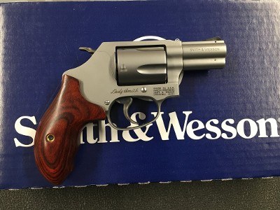 SMITH & WESSON 60 LS LADYSMITH .357 MAG - Image 1 of 3