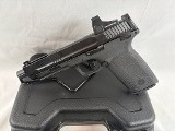 SMITH & WESSON M&P 5.7 5.7X28MM - 1 of 3