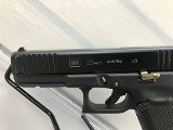 GLOCK G22 GEN5 .40 S&W - 2 of 3