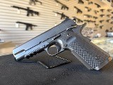 DAN WESSON FIREARMS SPECIALIST .45 ACP - 1 of 3