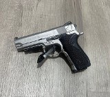 SMITH & WESSON 5946TSW tactical 9MM LUGER (9x19 PARA) - 1 of 3