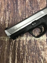 SMITH & WESSON M&P 40 .40 S&W - 3 of 3
