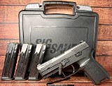 SIG SAUER P320 CARRY, Nitron with Siglite sights, Box and 3 magazines 9MM LUGER (9x19 PARA) - 1 of 3
