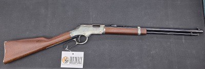HENRY GOLDEN BOY SILVER .17 HMR - Image 1 of 3