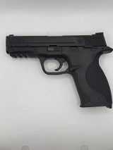 SMITH & WESSON M&P 40 .40 S&W - 2 of 3