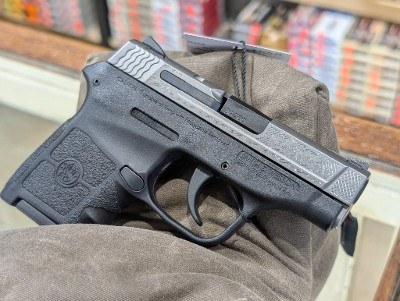 SMITH & WESSON M&P BODYGUARD 380 ENGRAVED .380 ACP - Image 1 of 3