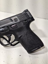 SMITH & WESSON M&P 40 SHIELD 40 Smith & Wesson - 2 of 3