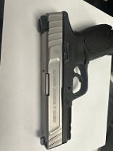 SMITH & WESSON SD40 VE .40 S&W - 3 of 3