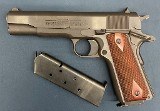 COLT 1911 Government.45 ACP - 1 of 3